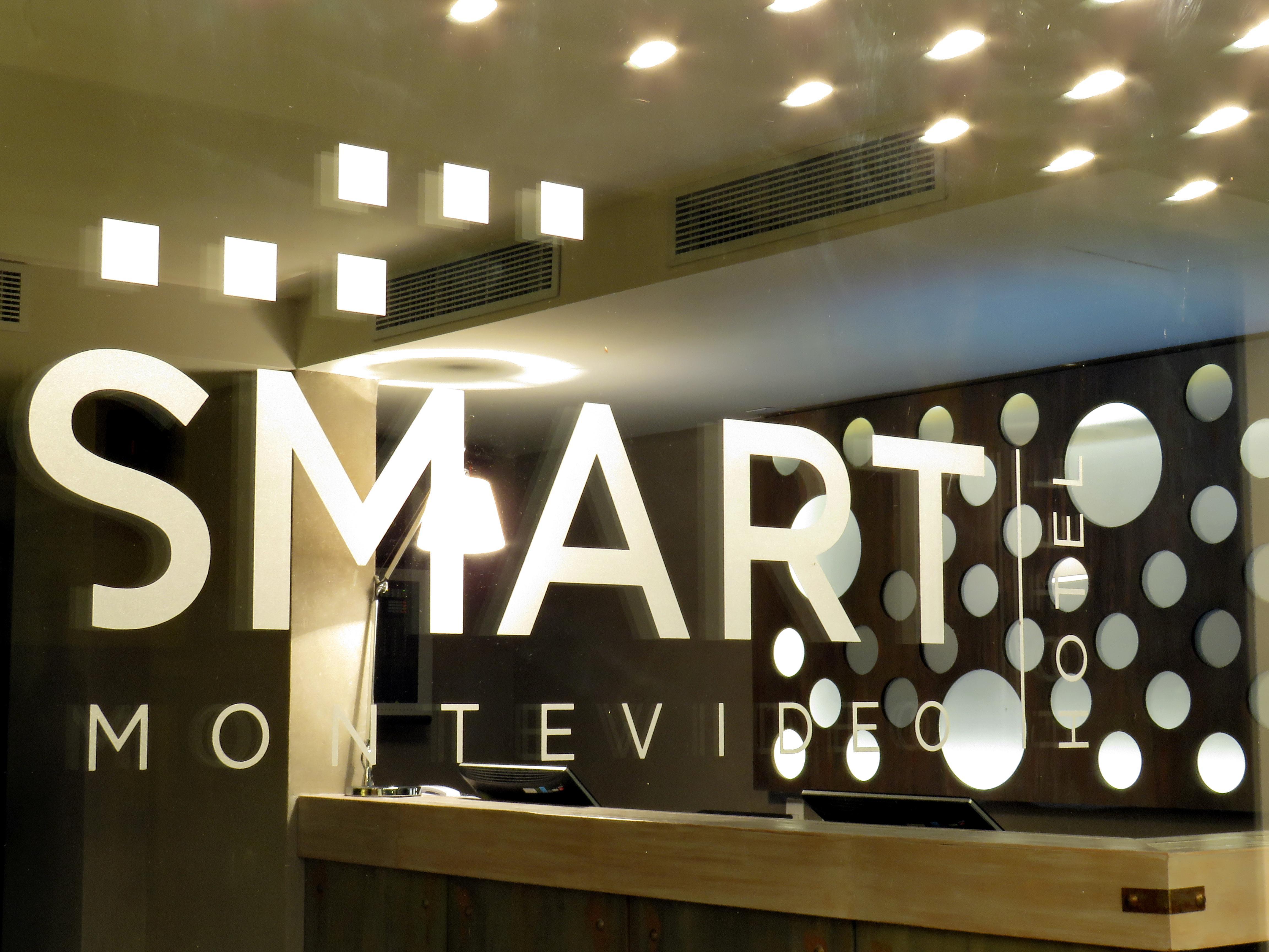 Smart Hotel Montevideo Esterno foto